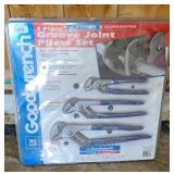 GOODWRENCH PLIER SET NEW
