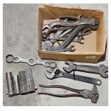 VINTAGE AUTO TOOLS & MORE