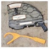 SKEET CLAY PIGEON THROWERS