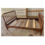 SPINDLE BEDFRAME