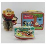 VINTAGE WIND UP TOYS & PEANUTS LUNCH BOX