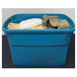 TOTE OF BEDSHEETS, PILLOWCASES & MORE