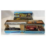 (5) ATHEARN RAILROAD CARS & ENGINES, HO GAUGE