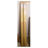 (2) HEAVY DUTY ADJUSTABLE CURTAIN RODS (ALT LOC)