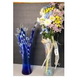 ART GLASS VASES (ALT LOC)