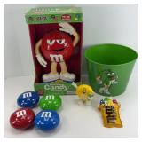 M&M DISPENSER & TOYS