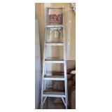 6 FOOT ALUMINUM LADDER (ALT LOC)
