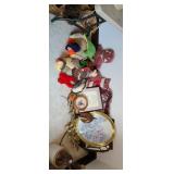 WALL & OTHER DECOR