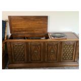 SYLVANIA STEREO W/ 8 TRACK
