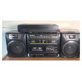 QUASAR STEREO