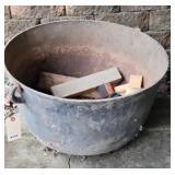 LARGE CAST IRON KETTLE