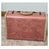 VINTAGE CHILDS LUGGAGE