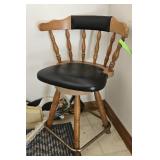 BAR HIGH STOOL