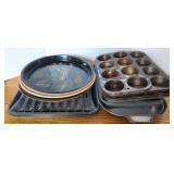 TRAYS, MUFFIN PANS & MORE
