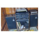 QUAZAR STEREO TURNTABLE TAPE PLAYER W/ SPEAKERS &