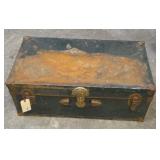 METAL TRUNK