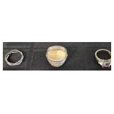 (3) STERLING SILVER RINGS (1) W/ AMETHYST