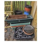 PLASTIC PLANTERS