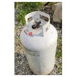 LARGE PROPANE TANK, USE FOR FORKLIFT