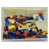 ASSORTED INTERLOCKING BLOCKS
