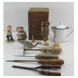 VINTAGE WINE STOPPER & TOOLS, CIGAR BOX, FIGURINES