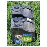 (2) GALLON BAR & CHAIN OIL, BOTH FULL