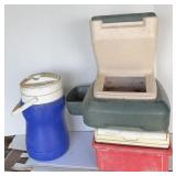 COOLERS, PET FEEDER