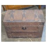 ANTIQUE TRUNK W/ INSERTS