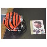 ANTHONY MUNOZ SIGNED PHOTO & MINI HELMET