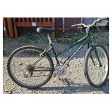 SCHWINN MULTI SPEED BICYCLE