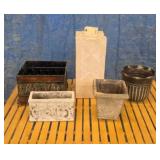 PLANTERS & PLANT STAND