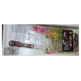 CUTTING MATS & ROLLING CUTTERS