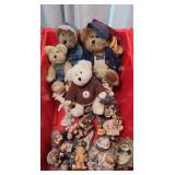 BOYDS BEAR COLLECTION W/ TOTE