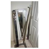 CURTAIN RODS & MIRROR
