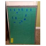 (2) CUTTING MATS & PLEXIGLASS