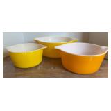 (3) PYREX NESTING BOWLS