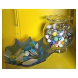 MARBLES & GLASS CHIPS