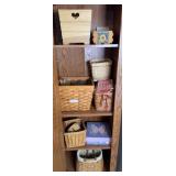 SMALL BASKETS & TOTES