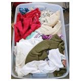 TOTE OF WOMENS CLOTHING