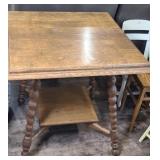 ANTIQUE OAK LAMP TABLE