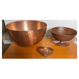 COPPER & METAL BOWLS & HEART