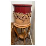 RESIN PLANTER W/ WOOD PLANT STAND