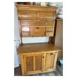 ANTIQUE OAK CABINET W/ HUTCH