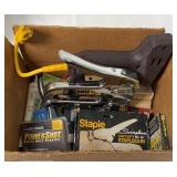 STAPLE GUNS/ STAPLES