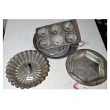 VINTAGE BAKING & PIE TINS