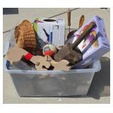 TOTE OF DECOR & MORE