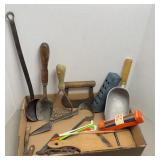 VINTAGE KITCHEN TOOLS