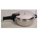 ULTREX LOW PROFILE PRESSURE COOKER