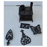 CAST IRON CHILDS STOVE