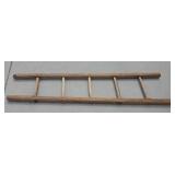VINTAGE WOOD LADDER DECOR